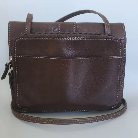 🚫SOLD🚫Vintage Fossil Dark Brown Leather Small Crossbody Organizer - Picture 4 of 12